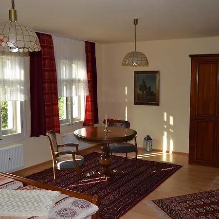 Apartman Domizil Im Schloss Hummelshain