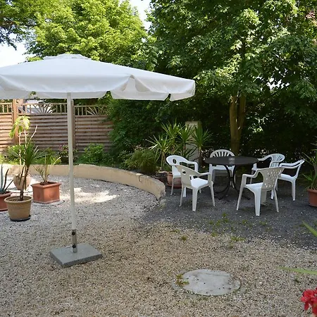 Domizil Im Schloss Apartman Hummelshain